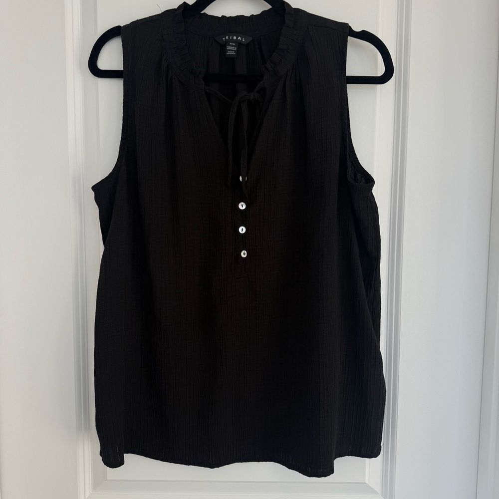 TRIBAL | Sleeveless textured blouse - Size Medium